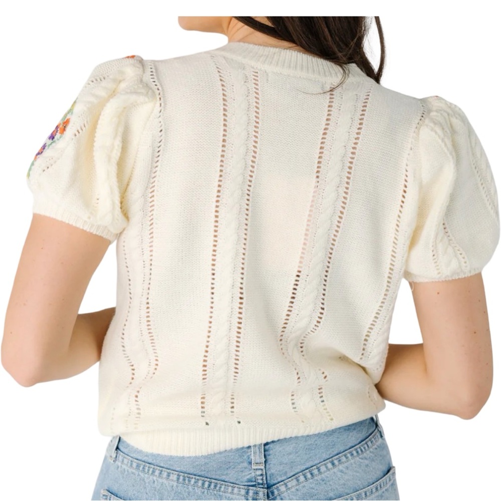 Strut & Bolt Cream Floral Short Sleeve Sweater Size S - Picture 3 of 8